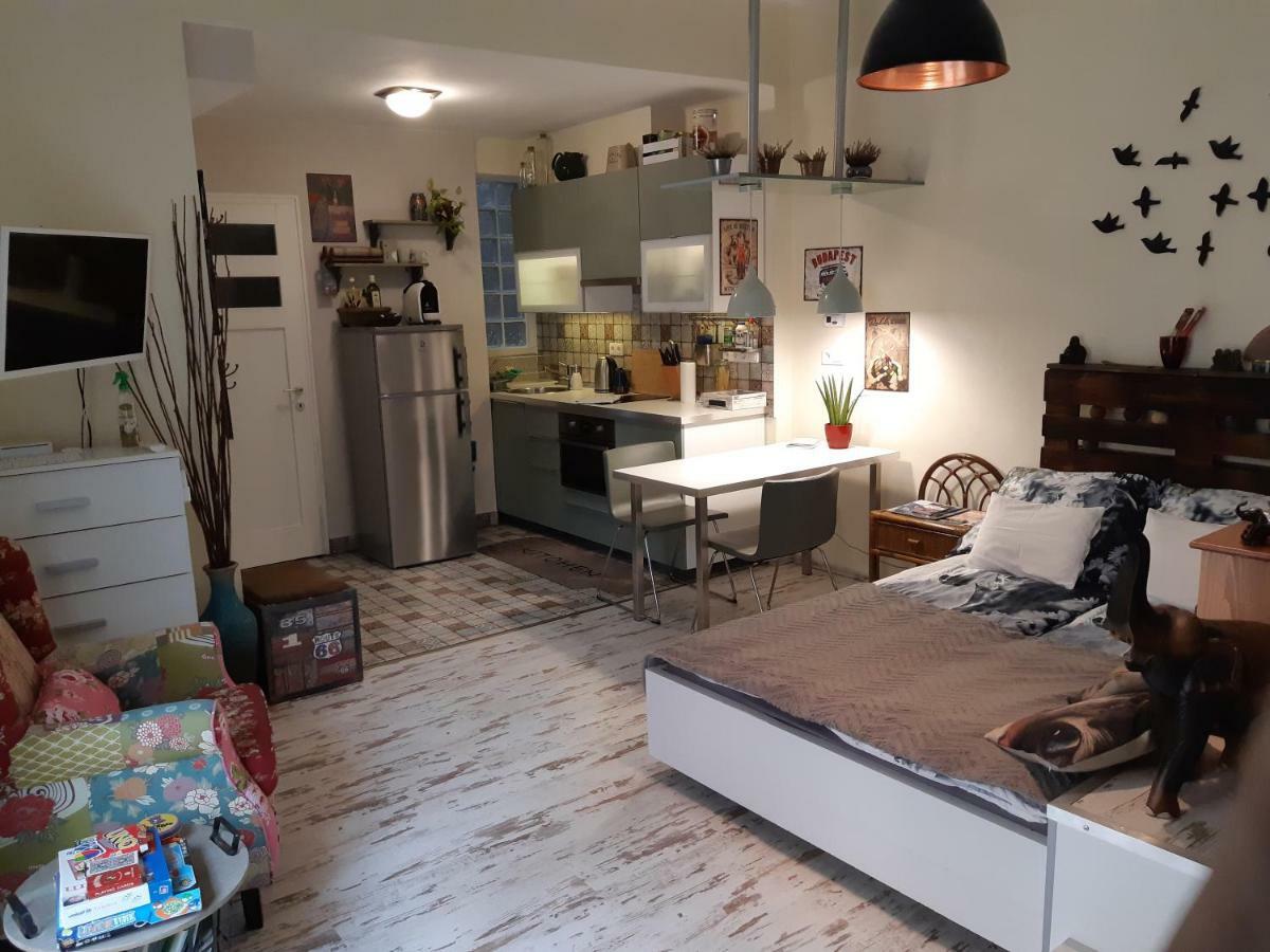 Studio Karma Budapest Ngoại thất bức ảnh